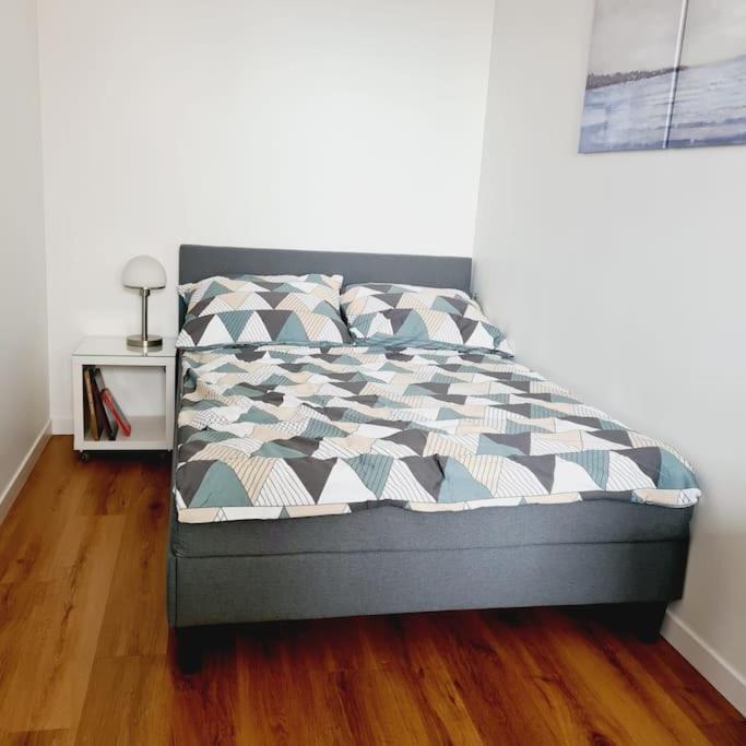 Sloneczny Apartament W Centrum Gdyni 2 Pokojowy Гдиня Екстериор снимка